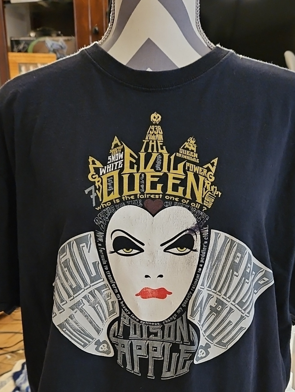 Black Evil Queen Graphic Tee with Gold Crown Design Disney V44